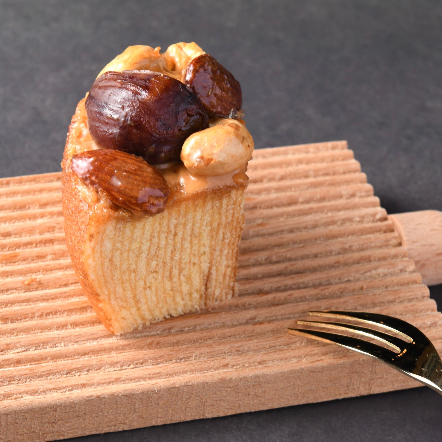 〈10/31~ 順次発送〉【秋限定】栗とナッツのグルテンフリーバウム